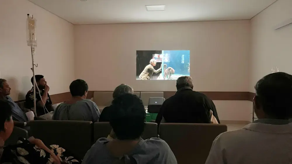 Cassems usa cinema como terapia para pacientes oncológicos