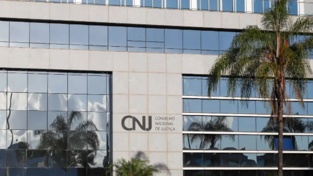 CNJ cria grupo para revisar salários de juízes e desembargadores