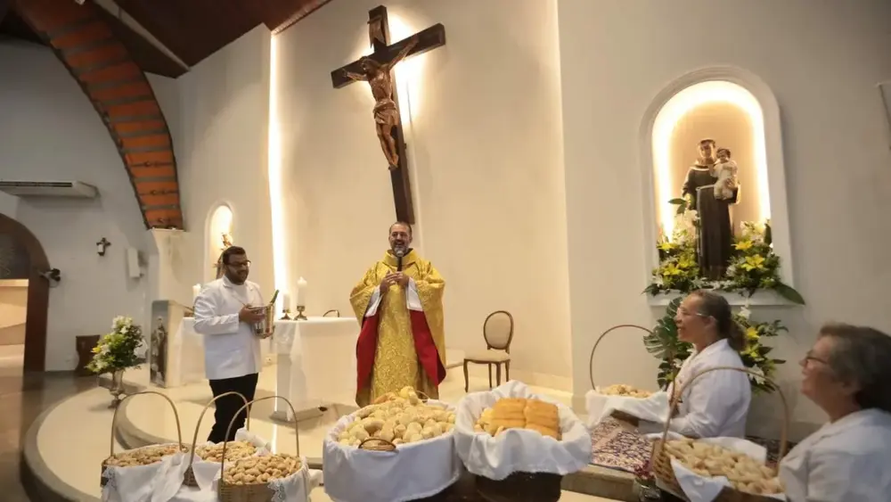 Legado de Santo Antônio vai além da fama de casamenteiro